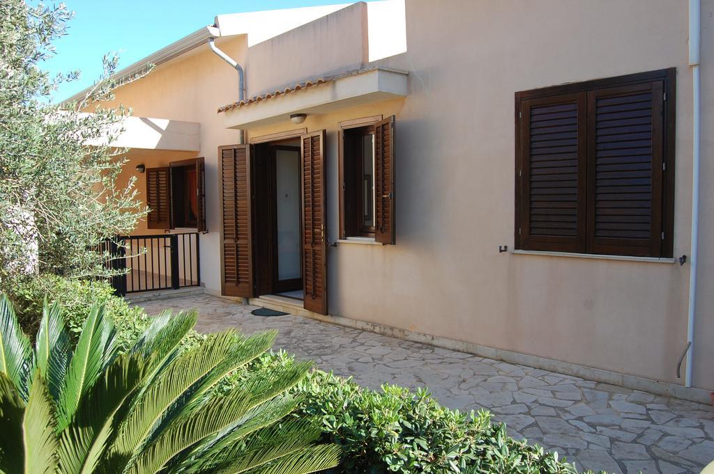 Hibiscus Rosso Vila Donnalucata  Exterior foto